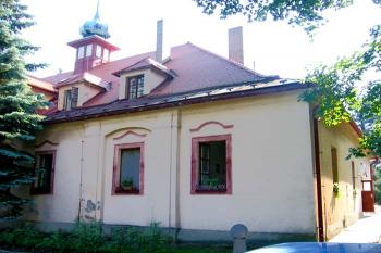 Zámek v Hoješíně ( © Pavel Vítek 06/2007)