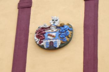 městský znak na věži ( © iV 9.6.2007)