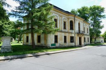 Fara Bezno ( © František Kinař 05/2017)
