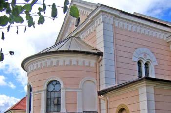 Kostel sv. Cyrila a Metoděje v Nových Syrovicích ( © Pavel Vítek 09/2007)