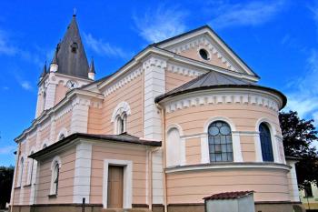 Kostel sv. Cyrila a Metoděje v Nových Syrovicích ( © Pavel Vítek 09/2007)