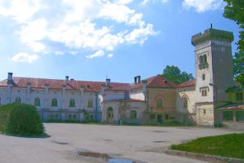 Zámek v Libici nad Doubravou ( © Pavel Vítek 06/2007)