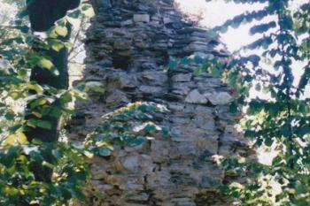 Hradní zdivo (© Lukáš Pechánek, 08/2003)