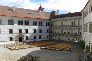 Jindříchův Hradec - zámek (© Robert Šebl, 08/2006)