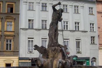 Neptunova kašna - Olomouc (© Ivo Rozehnal, 06/2007)