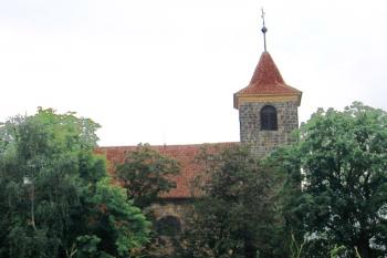 Kostel Nanebevzetí Panny Marie v Čelákovicích ( © Pavel Vítek 07/2007)