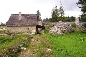 Pohled od severu ( © Jan P. Štěpánek 08/2006)