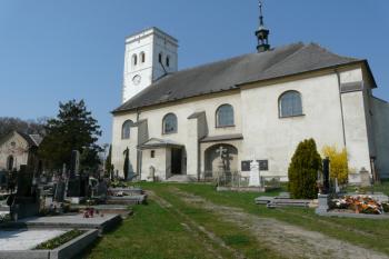 Pohled ze hřbitova (© Jaroslav Šefčík, 04/2009)