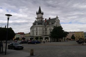 Pohled od jihozápadu ( © Ivo Rozehnal 07/2016)