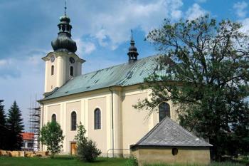 Kostel Všech Svatých v Rožnově pod Radhoštěm ( © Pavel Vítek 06/2007)