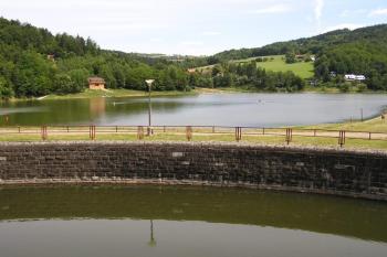 Přepad přehrady na Bystřičce ( © Jan P. Štěpánek 07/2007)