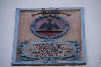 Pamětní deska na ukončení třicetileté války na západním průčelí ( © Ivan Grisa 05/2009)