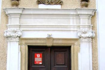 Hlavní portál ( © Pavel Vítek 06/2007)