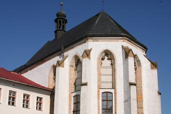 Závěr kostela od jihovýchodu ( © Ivan Grisa 05/2009)