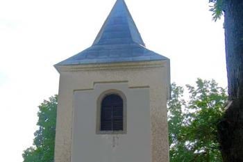Zvonice u kostela sv. Havla ve Vykáni ( © Pavel Vítek 07/2007)