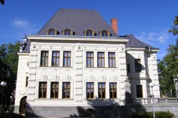 HLavní, jižní průčelí Sekerovy vily ( © Jan P. Štěpánek 07/2007)