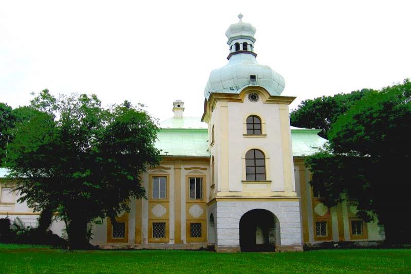 Úhrov