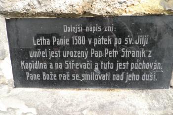 informační deska u náhrobníku (© David Koral, 03/2010)