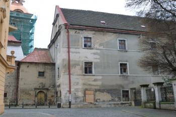 Jičín-klášter jezuitů s kostelem sv. Ignáce (© Vlastislav Mareček, 12/2015)
