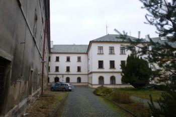 Jičín-klášter jezuitů s kostelem sv. Ignáce (© Vlastislav Mareček, 12/2015)