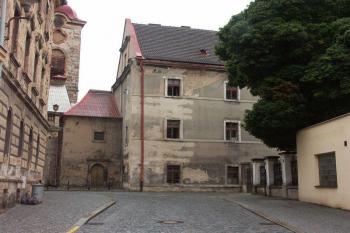 severovýchodní nároží (© Milan Caha, 07/2007)