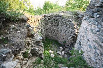 interiér románské polygonální věže ( © Pavel Zany Komárek 4.5. 2007)