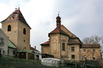 Kostel a zvonice ( © Luděk Pitter 02/2007)