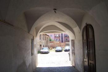 Průjezd Černého dvora. (© Ivo Rozehnal, 08/2007)