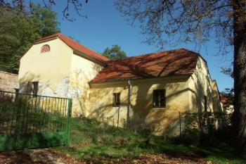 zadní trakt mlýna (© Milan Caha, 09/2007)