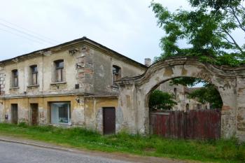 Tvrz Libenice (© Vlastislav Mareček, 05/2016)