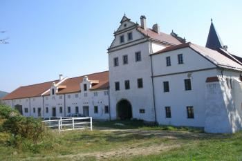 Severozápadní pohled na zámek (© Ondřej Černil, 11/2009)