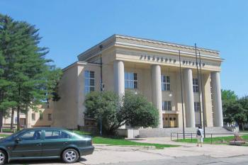 Jiráskovo divadlo v Hronově ( © Pavel Vítek 07/2007)