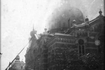 hořící synagoga 15. 3. 1939 (© anon.)