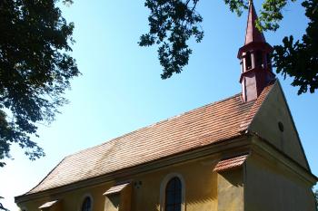 hřbitovní kostel Povýšení sv. Kříže ( © Milan Caha 08/2009)