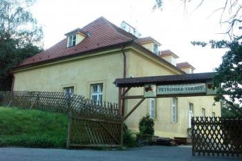 Letní refektář karmelitského kláštera (© Milan Caha, 08/2007)