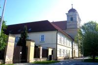 klášter minoritů s kostelem sv. Anny