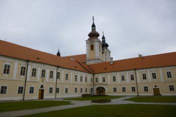 klášter premonstrátů Panny Marie s kostelem sv. Petra a Pavla-Nová Říše (© Vlastislav Mareček, 08/2016)