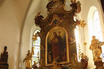 Hlavní oltář sv. Gotharda z roku 1781 podle návrhu Františka Ignáce Platzera (© doxa , 10/2011)