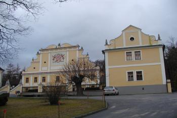 fara (© Alena Volná, 2/2007)