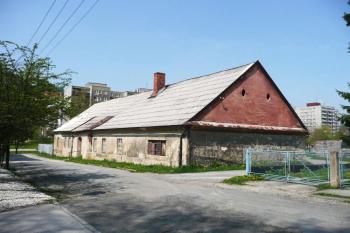 kopřivnické Zemanství od východu ( © Jan P. Štěpánek 04/2008)