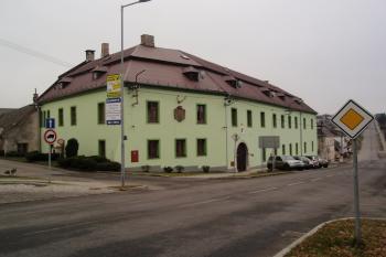 zámek po nedávné opravě (© Luboš Čermák, 02/2012)