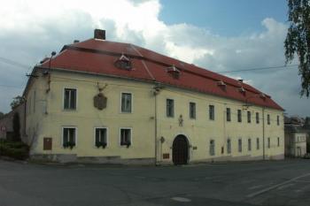 Zámek Štoky (© Milan Caha, 08/2007)