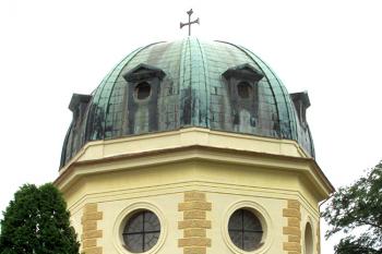 Hřbitovní kaple na hořínském hřbitově ( © Pavel Vítek 06/2018)