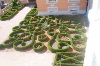 Francouzská zahrada (© Veronika Vaňková, 08/2008)