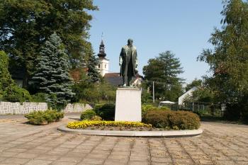 Celkový pohled na pomník ( © Miroslav BITTER 08/2007)