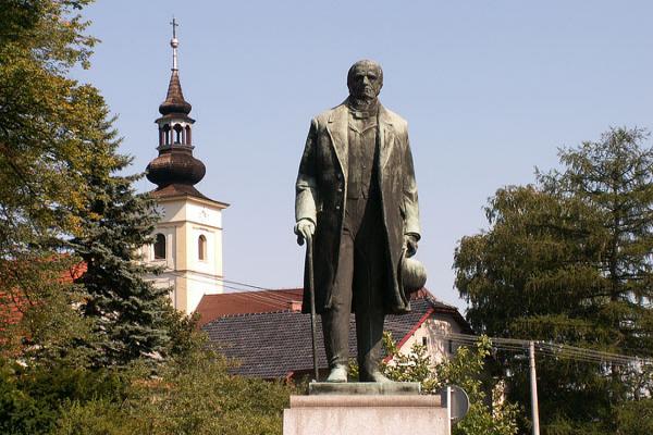 pomník Františka Palackého