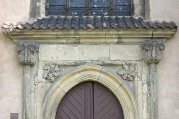 Vstupní portál (© de.ardoise, 08/2007)