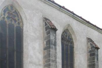 Levá stěna kostela (© de.ardoise, 08/2007)