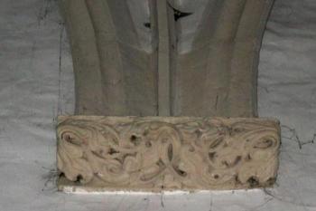 Detail klenební konzoly v lodi (© de.ardoise, 08/2007)