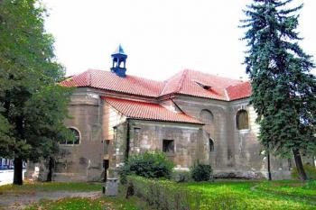 Kostel sv. Víta v Kostelci nad Labem (© Pavel Vítek, 08/2007)